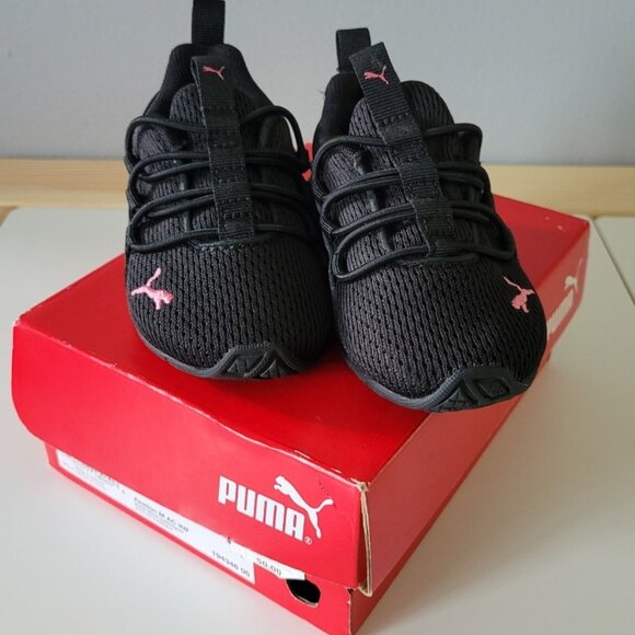 Toddler Girls Puma Shoes - Picture 2 of 3